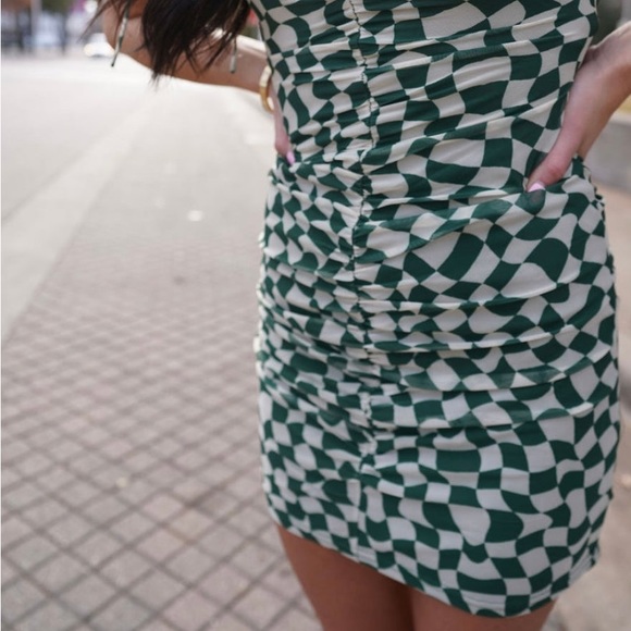 Checkered Mini Dress- Green - Picture 6 of 7